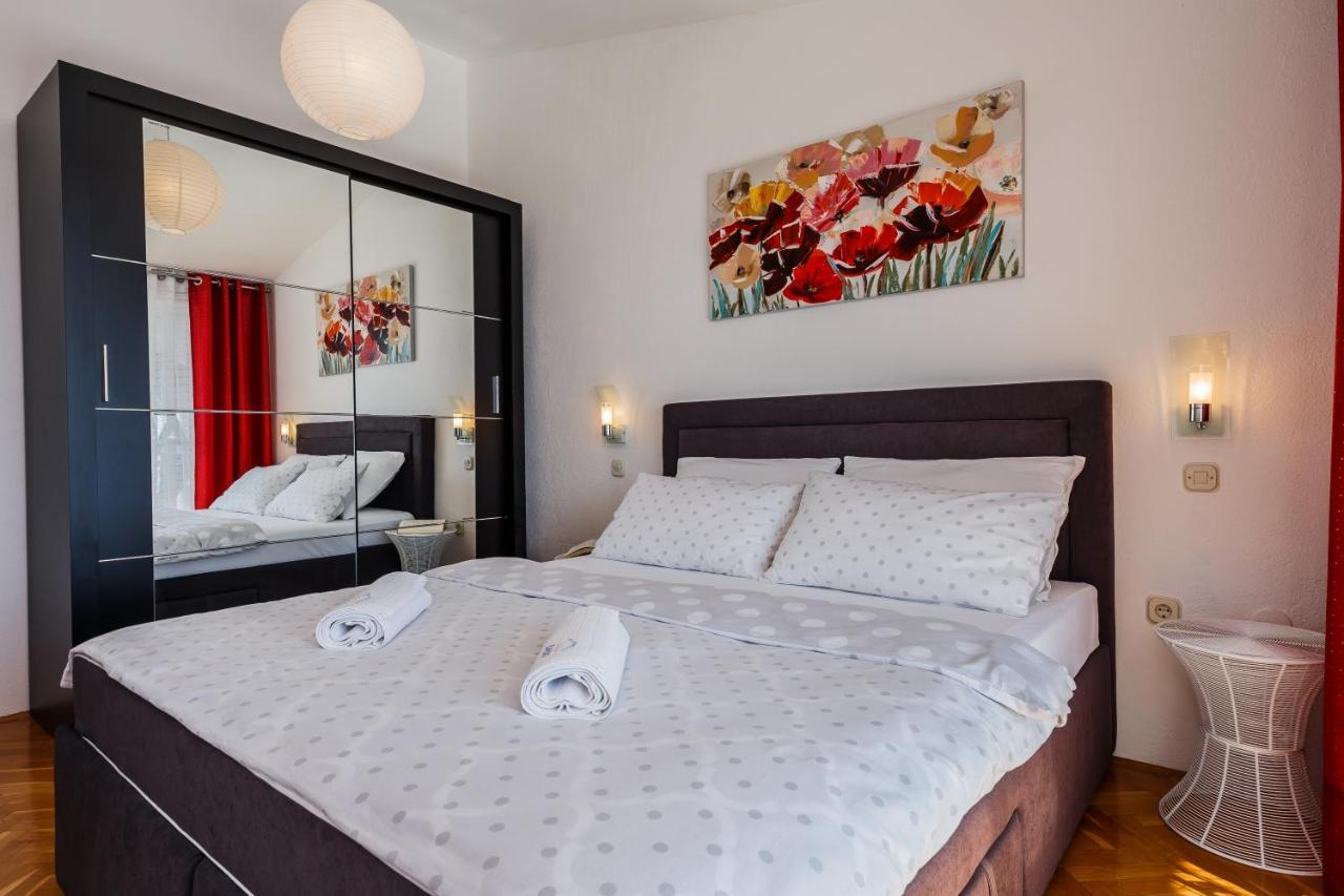 Adriatic Sea View Apartments Trogir Kültér fotó